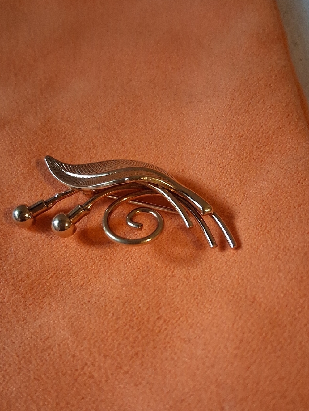 Brooch Pin